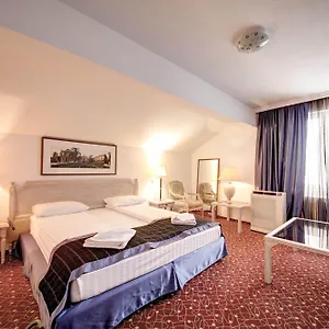 3* Hotel Visconti Militari