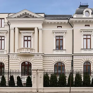 Hotel Lahovary Palace