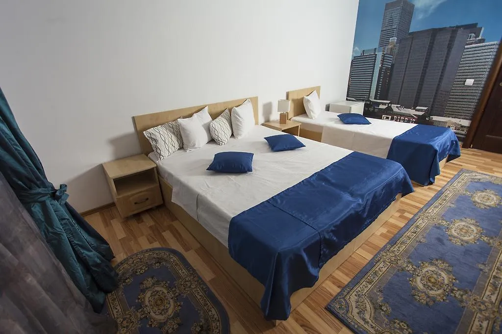 City Garden Rooms And Apartments Bucharest Bed & Breakfast