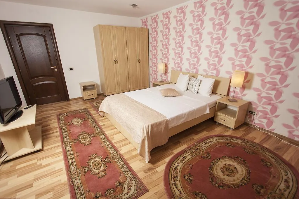 City Garden Rooms And Apartments Bucharest